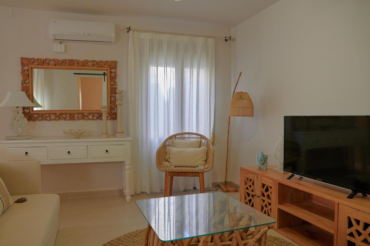Dharma Experience Cambrils Facebook Apartment Exterior photo
